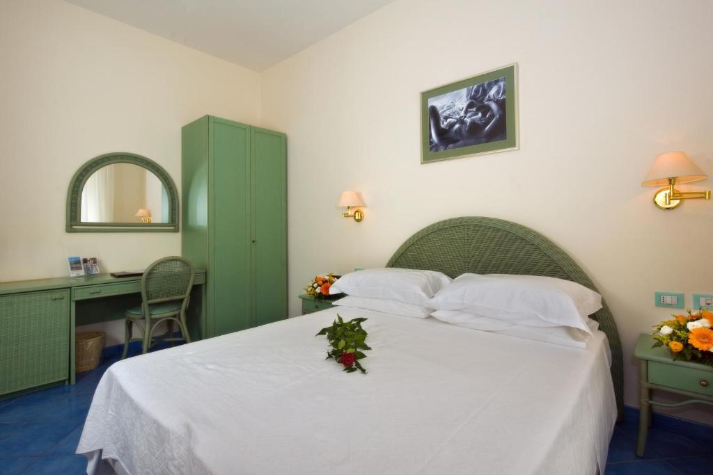 Hotel Pensione Reale Майори Стая снимка